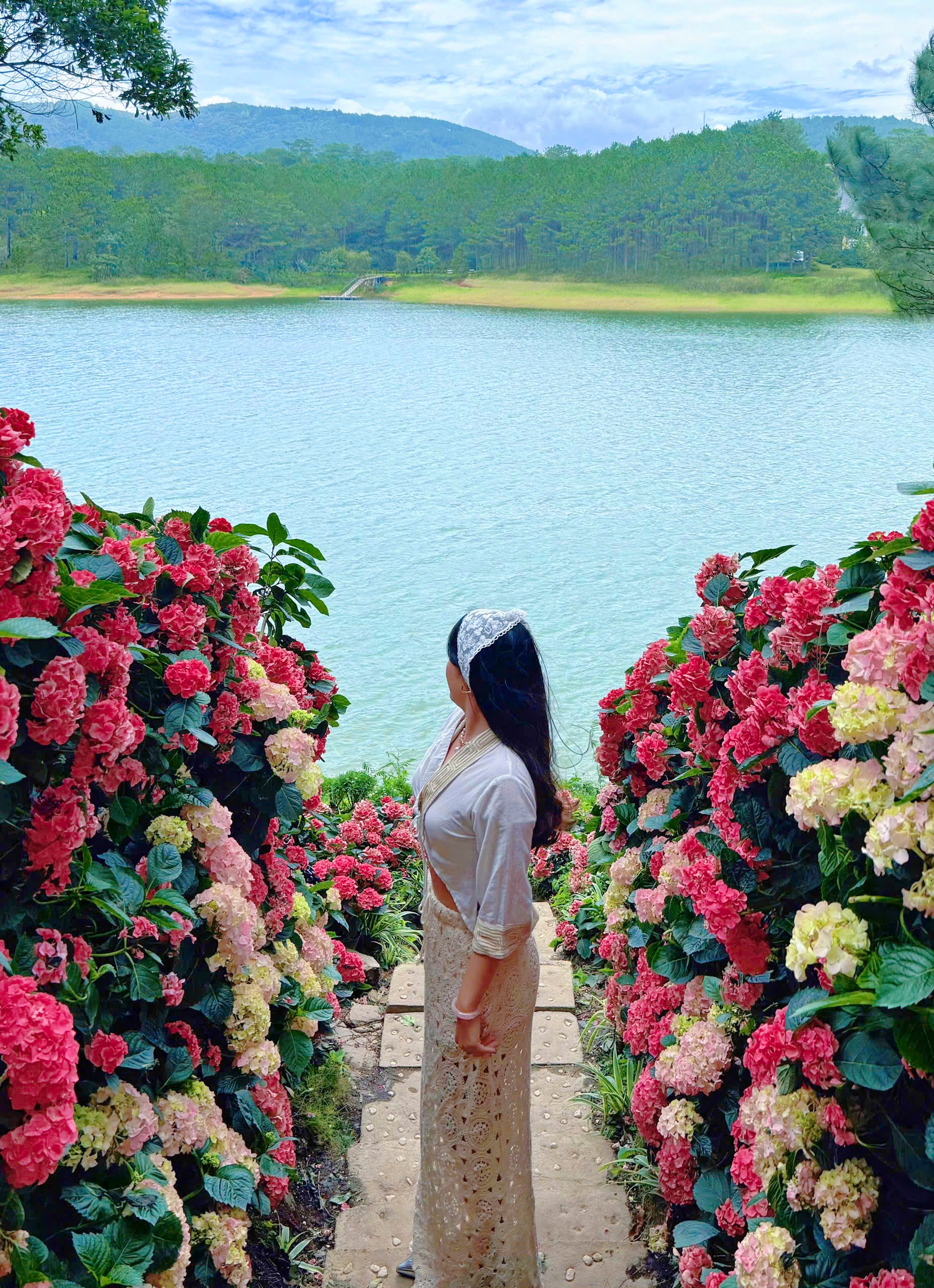 Lối mòn cổ tích gây sốt giới trẻ, hóa ra là điểm đến quen thuộc ở Đà Lạt - 1