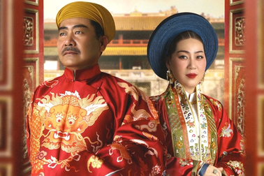 Chàng trai Cà Mau bất ngờ nổi tiếng trên mạng nhờ chụp ảnh cho cha mẹ