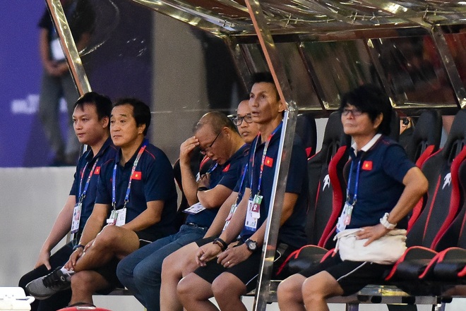 Bản lĩnh thầy Park: Ngay cả khi học trò đang thua trắng, thầy vẫn vững vàng - 7 Bản lĩnh thầy Park: Ngay cả khi học trò đang thua trắng, thầy vẫn vững vàng - 7
