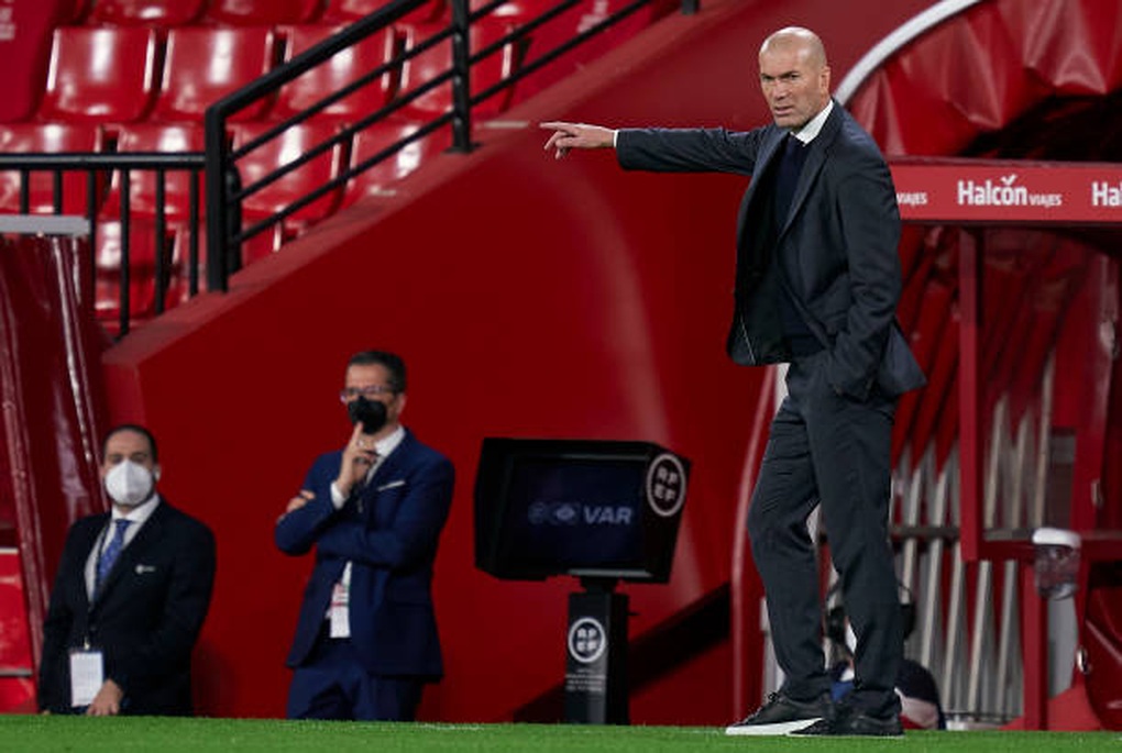HLV Zidane ngỏ ý muốn dẫn dắt Juventus trong tương lai - 2 HLV Zidane ngỏ ý muốn dẫn dắt Juventus trong tương lai - 2