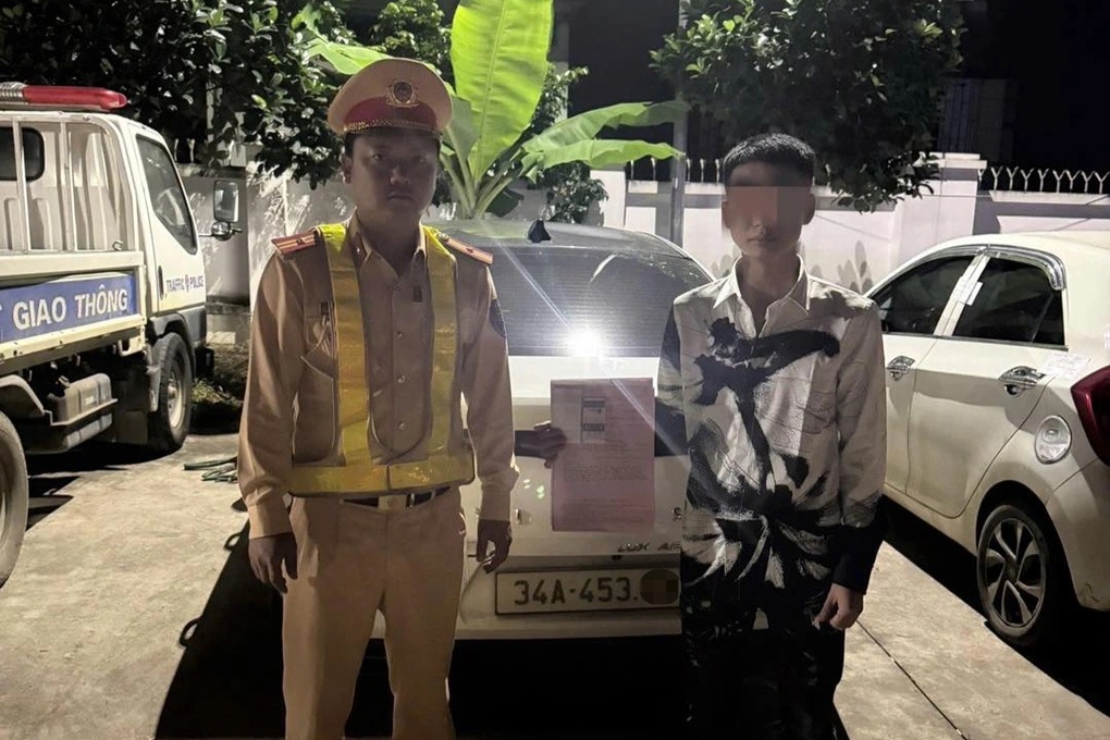 Tài xế ô tô vi phạm nồng độ cồn, dương tính với 4 nhóm chất ma túy - 1 Tài xế ô tô vi phạm nồng độ cồn, dương tính với 4 nhóm chất ma túy - 1