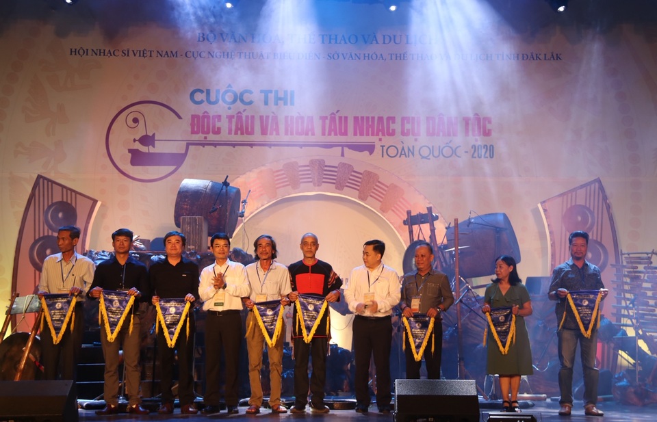 Khai mạc cuộc thi Độc tấu và Hòa tấu nhạc cụ dân tộc toàn quốc 2020 - 2 Khai mạc cuộc thi Độc tấu và Hòa tấu nhạc cụ dân tộc toàn quốc 2020 - 2