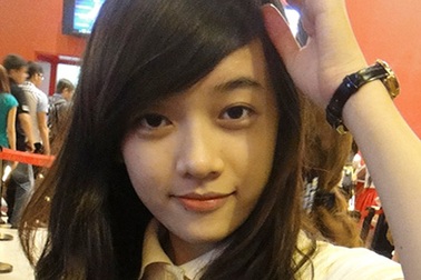 Nữ sinh 9x xinh đẹp đoạt giải Nhất cuộc thi sử Việt