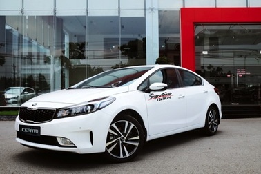Kia Cerato phiên bản Signature ra mắt tại Việt Nam