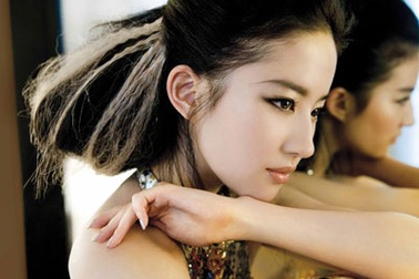 Trò chuyện đầu năm với mỹ nhân màn ảnh Hoa ngữ