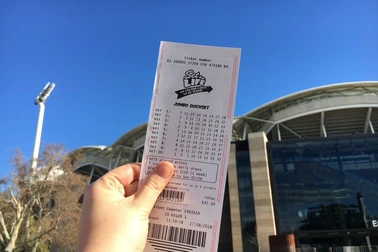 Australia: Người trúng xổ số 3 triệu USD "bặt vô âm tín" sau gần 1 năm