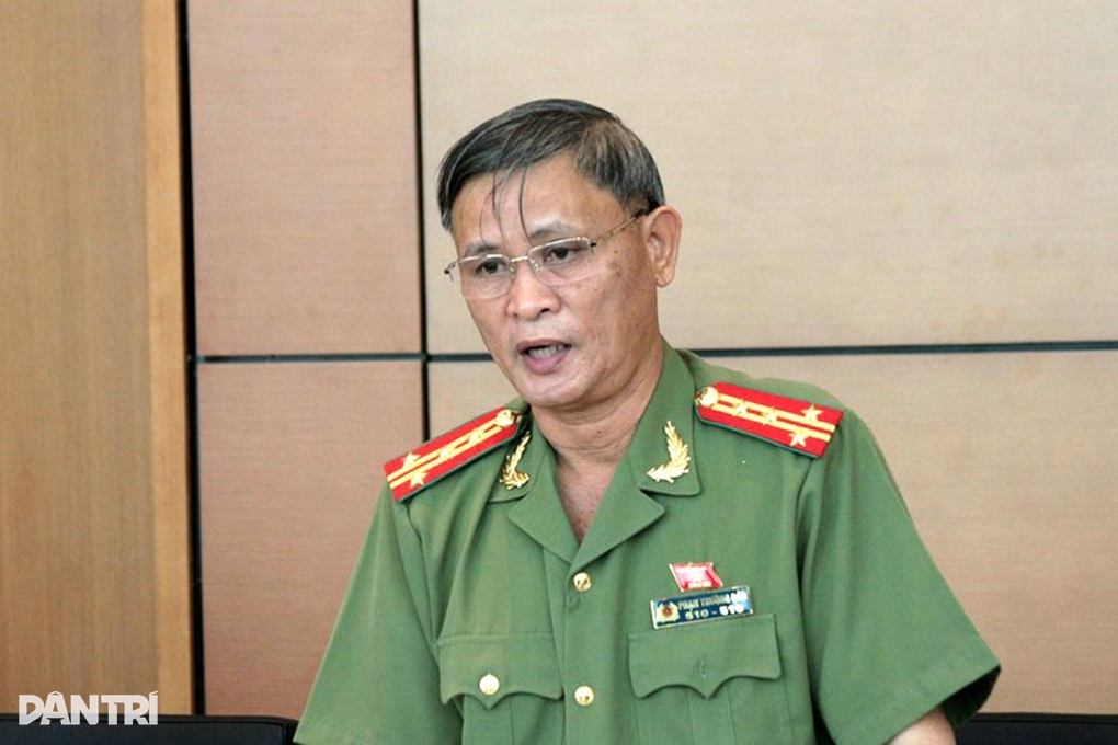 Tạo văn hóa từ chức khi cán bộ lãnh đạo bị giảm sút về uy tín - 2 Tạo văn hóa từ chức khi cán bộ lãnh đạo bị giảm sút về uy tín - 2