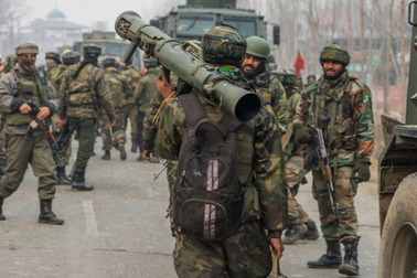 Ba Lan ký thỏa thuận vũ khí với Thụy Điển