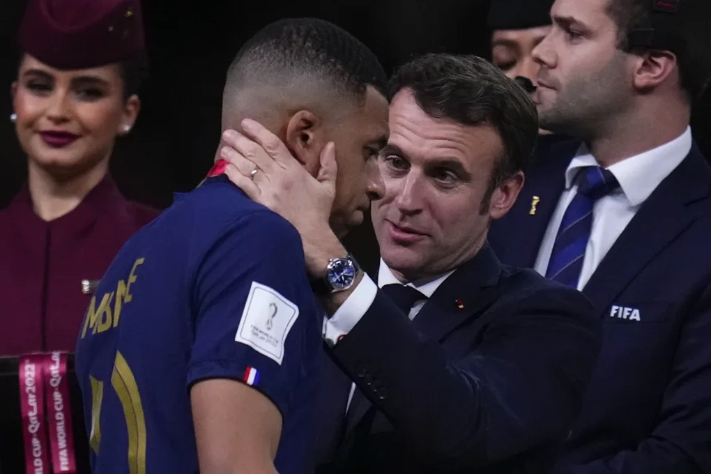 Tổng thống Pháp động viên Mbappe sau thất bại trước Argentina - 3 Tổng thống Pháp động viên Mbappe sau thất bại trước Argentina - 3