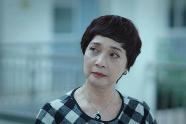 Đạo diễn nói gì về cảnh phim NSND Lê Khanh chê nghề bán hàng online?