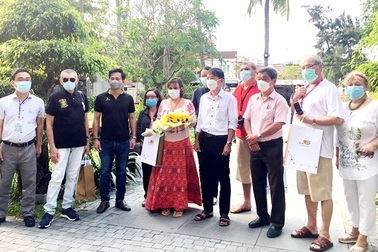 “Trải nghiệm đặc biệt” trong những ngày cách ly tại Việt Nam