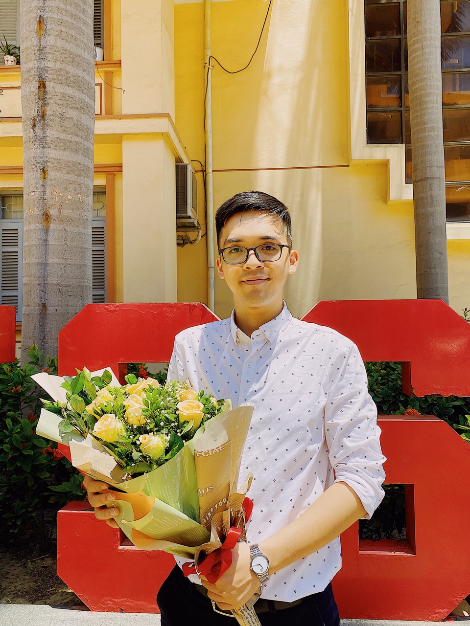 Thủ khoa Vũ Quang Huy: “Xã hội học-một góc nhìn nhân văn hơn với cuộc đời” - 2 Thủ khoa Vũ Quang Huy: “Xã hội học-một góc nhìn nhân văn hơn với cuộc đời” - 2