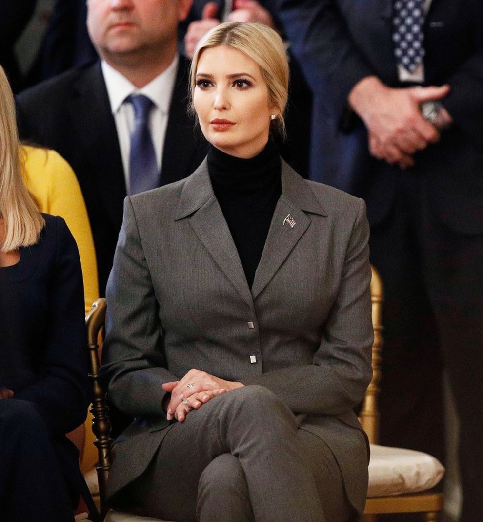 Phong thái và gu thời trang đẳng cấp của Ivanka Trump - 13 Phong thái và gu thời trang đẳng cấp của Ivanka Trump - 13