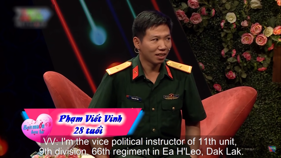 Nữ điều dưỡng xinh xắn mang khẩu trang tặng đối tượng hẹn hò - 2 Nữ điều dưỡng xinh xắn mang khẩu trang tặng đối tượng hẹn hò - 2
