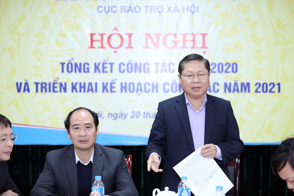 Thực hiện trợ cấp hàng tháng cho gần 3,15 triệu người - 2 Thực hiện trợ cấp hàng tháng cho gần 3,15 triệu người - 2