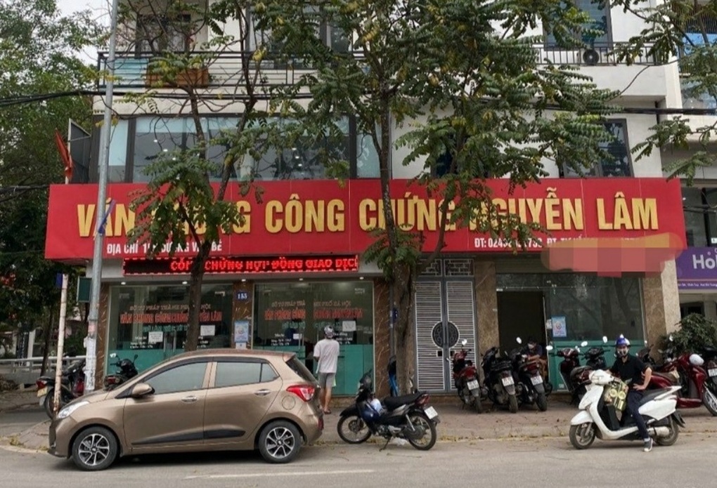 Hai công chứng viên ở Hà Nội vừa bị bắt còn dính các vi phạm khác - 2