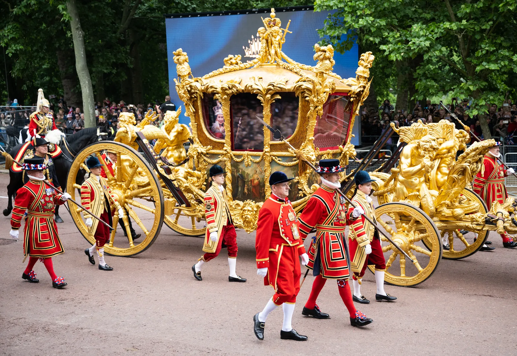 Nước Anh chờ đón lễ đăng quang của Vua Charles III - 6 Nước Anh chờ đón lễ đăng quang của Vua Charles III - 6