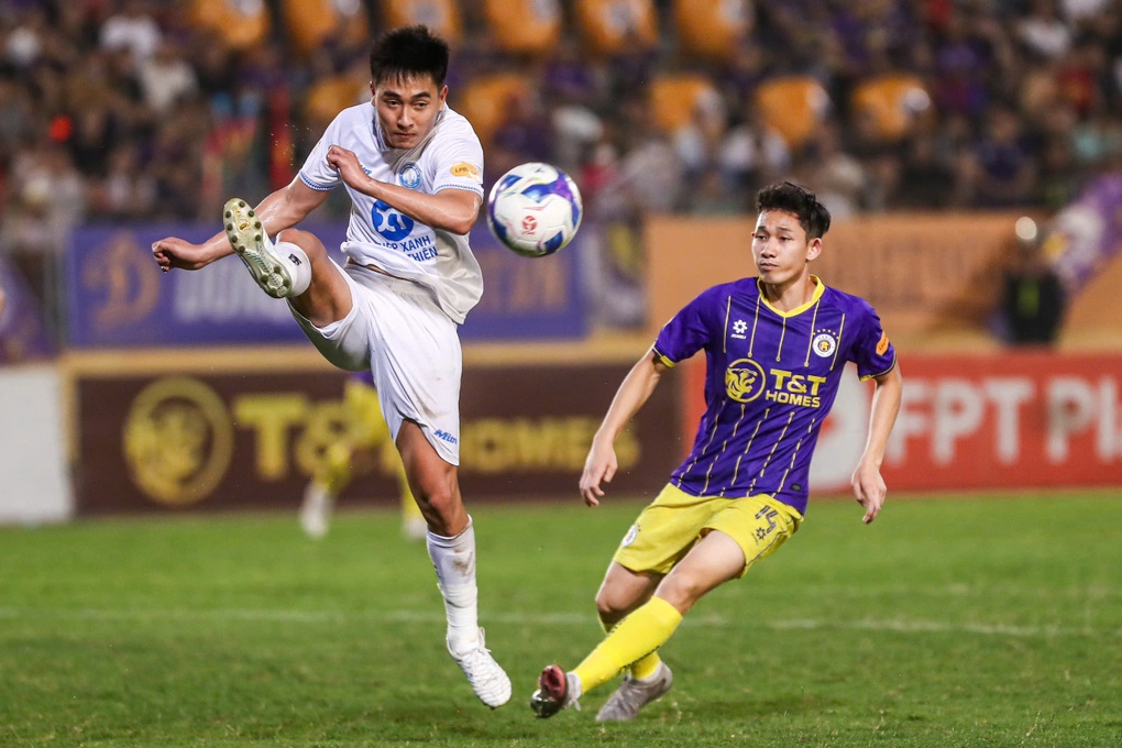CLB Nam Định thắng đậm Hà Nội FC, xây chắc ngôi đầu V-League - 6 CLB Nam Định thắng đậm Hà Nội FC, xây chắc ngôi đầu V-League - 6