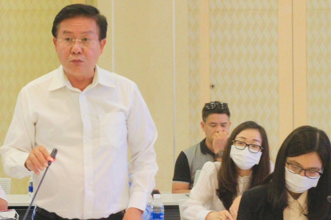 Công nhân tăng ca bao giờ mỗi ngày để có lương 10 triệu đồng? - 3 Công nhân tăng ca bao giờ mỗi ngày để có lương 10 triệu đồng? - 3
