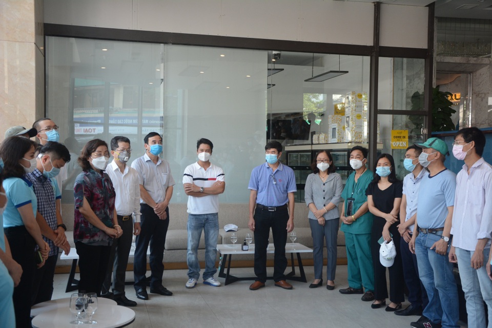 Đoàn y, bác sĩ Bình Định và Thừa Thiên-Huế chia tay Đà Nẵng - 1 Đoàn y, bác sĩ Bình Định và Thừa Thiên-Huế chia tay Đà Nẵng - 1
