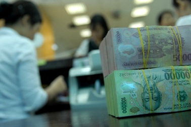 Lãi suất huy động VND lên 10,5%