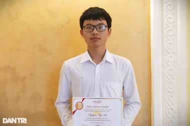 Thủ khoa toàn quốc kỳ thi tốt nghiệp THPT nhận học bổng Vallet