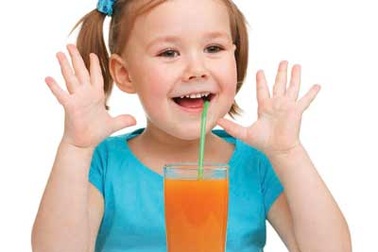 Có nên cho trẻ uống nước ngọt có ga?