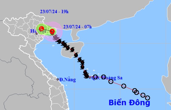 Bão suy yếu thành áp thấp nhiệt đới, đợt mưa lớn trải rộng khắp miền Bắc - 1