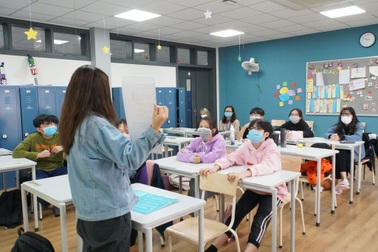 Hà Nội: Học sinh lớp 9, 12 học bài mới trên truyền hình từ hôm nay (9/3)