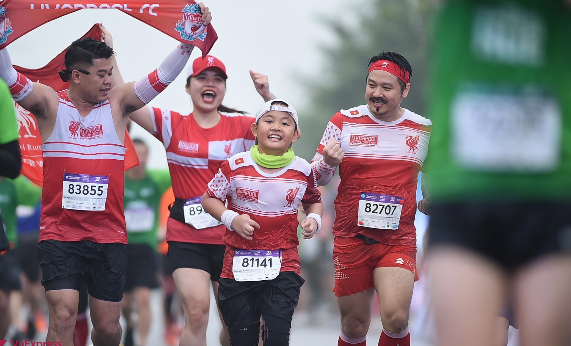 Hi hữu: Bé gái 7 tuổi ở TPHCM 4 lần chinh phục đường chạy cự ly 21km - 9 Hi hữu: Bé gái 7 tuổi ở TPHCM 4 lần chinh phục đường chạy cự ly 21km - 9