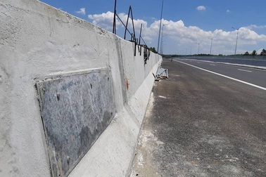 Sự thật “bê tông cốt chuối” trên cao tốc Đà Nẵng - Quảng Ngãi