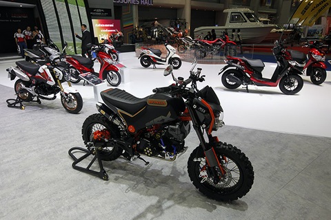 Honda MSX độ phong cách Scrambler