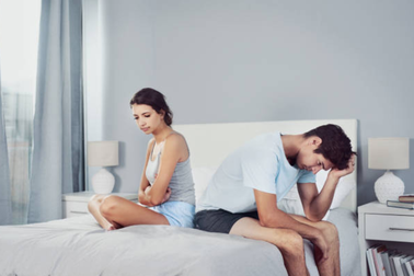 Lỡ miệng “chém gió” bị vợ đòi ly hôn