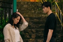 Lén nghe điện thoại của bạn trai, tôi bật khóc rồi lập tức hủy hôn