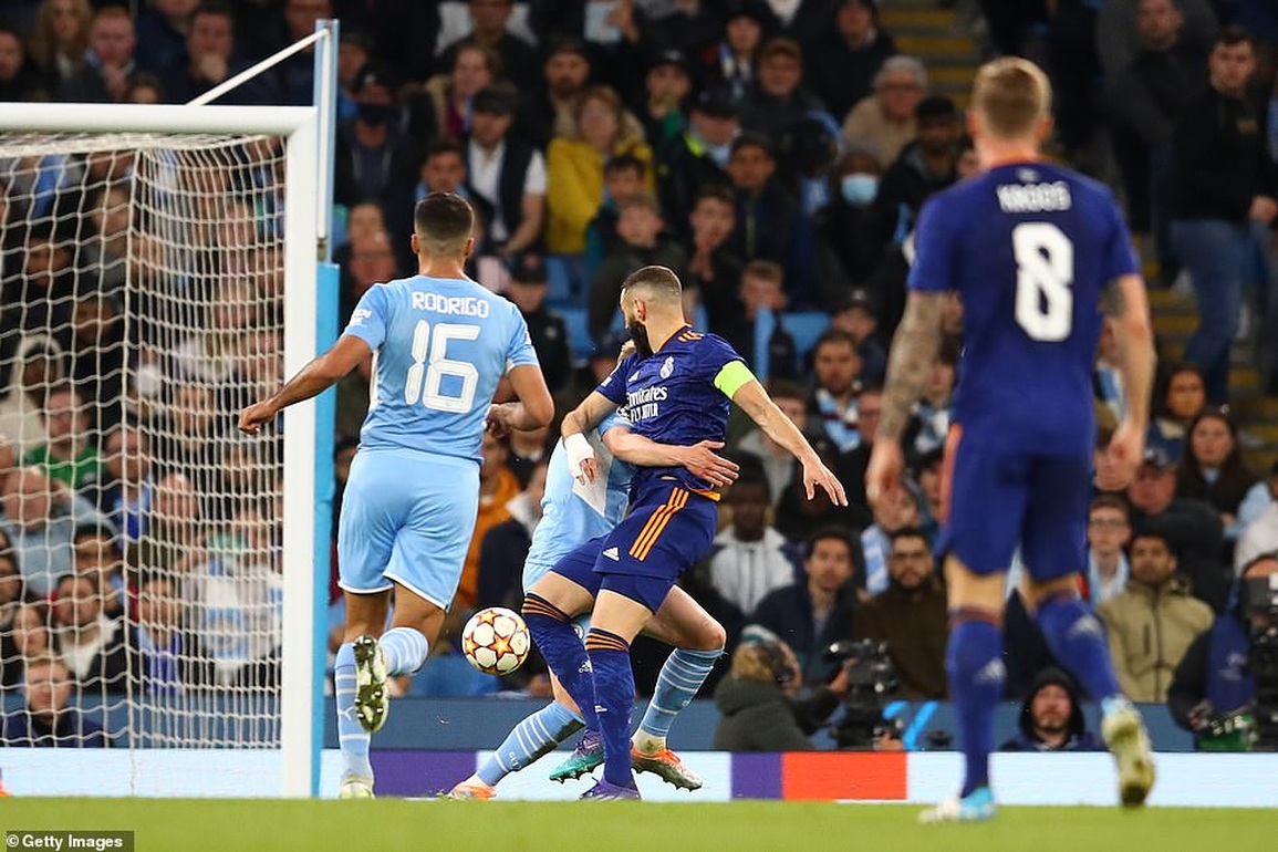 Man City 4-3 Real Madrid: Bữa tiệc bàn thắng ở Etihad - 8 Man City 4-3 Real Madrid: Bữa tiệc bàn thắng ở Etihad - 8