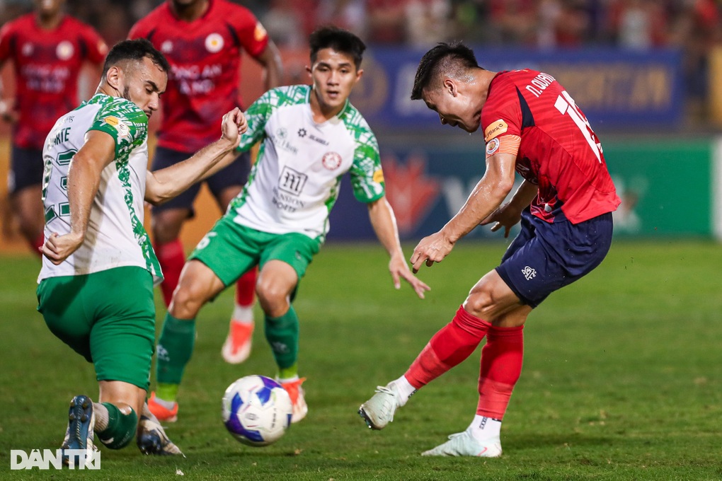HLV Polking không muốn Quang Hải thi đấu ở trận gặp Man Utd - 1 HLV Polking không muốn Quang Hải thi đấu ở trận gặp Man Utd - 1