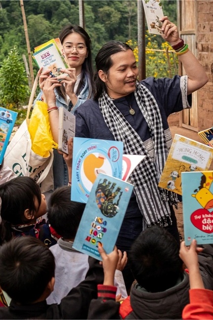 Thấy gì từ ồn ào liên quan dự án từ thiện “Nuôi em”?