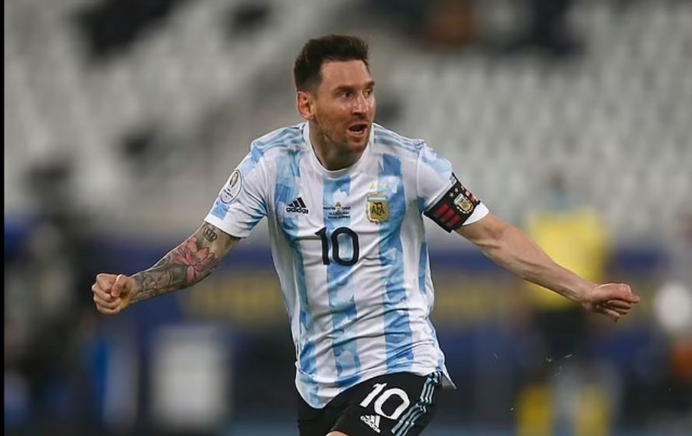 Messi chính thức vượt C.Ronaldo trở thành vua sút phạt - 3 Messi chính thức vượt C.Ronaldo trở thành vua sút phạt - 3