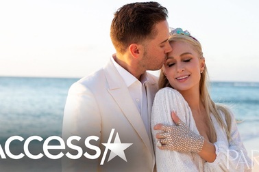 Paris Hilton đã đính hôn