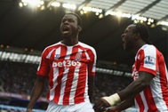 Stoke City kéo sập "thánh địa" Etihad