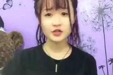 Cô gái 9x hát rap "Nhỏ lớp trưởng" gây sốt cộng đồng mạng