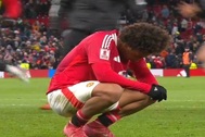 Tội đồ của Man Utd khóc nức nở, rối rít xin lỗi CĐV