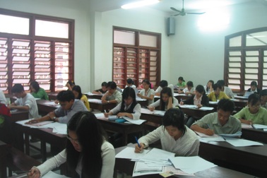 “Danh phận” càng cao, giảng dạy… càng nhiều