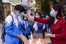 Nhiều tỉnh tăng cường phòng dịch ngày đầu tiên học sinh trở lại trường