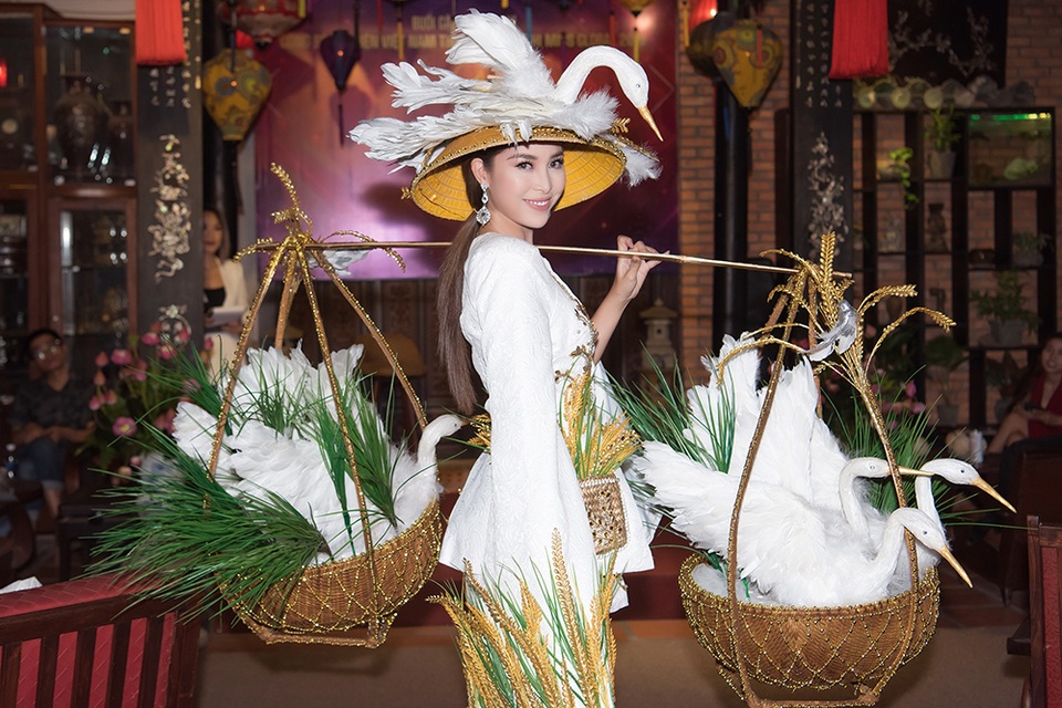 Nữ hoàng trang sức 2017 Mỹ Duyên đổi nghệ danh dự thi Hoa hậu Toàn cầu 2019 - 6 Nữ hoàng trang sức 2017 Mỹ Duyên đổi nghệ danh dự thi Hoa hậu Toàn cầu 2019 - 6