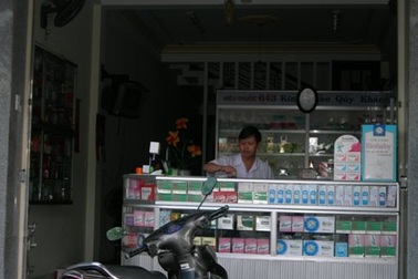 Đà Nẵng yêu cầu quầy thuốc trình báo khi người mua sốt, ho, khó thở