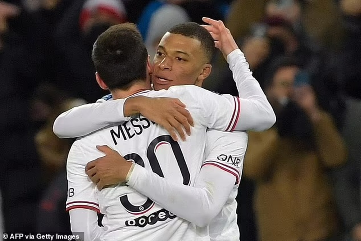 Messi kiến tạo phút bù giờ, PSG vững chắc ngôi đầu Ligue 1 - 3 Messi kiến tạo phút bù giờ, PSG vững chắc ngôi đầu Ligue 1 - 3