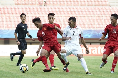 HLV Đoàn Minh Xương: "Lứa U19 hiện nay thiếu những cầu thủ chất lượng cao"