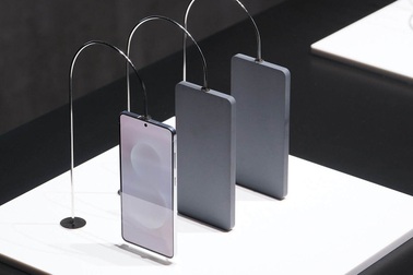 Điện thoại Samsung Galaxy S25 Edge lộ cấu hình và giá bán "chát"