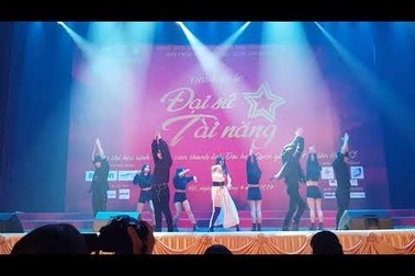 Ngắm vũ điệu quyến rũ của nữ sinh ĐH Quốc gia Hà Nội